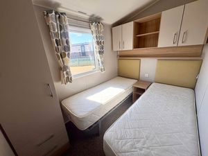 Twin Room 2- click for photo gallery